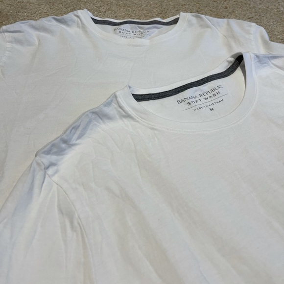 Bundle of Two Banana Republic Long Sleeved Tees
